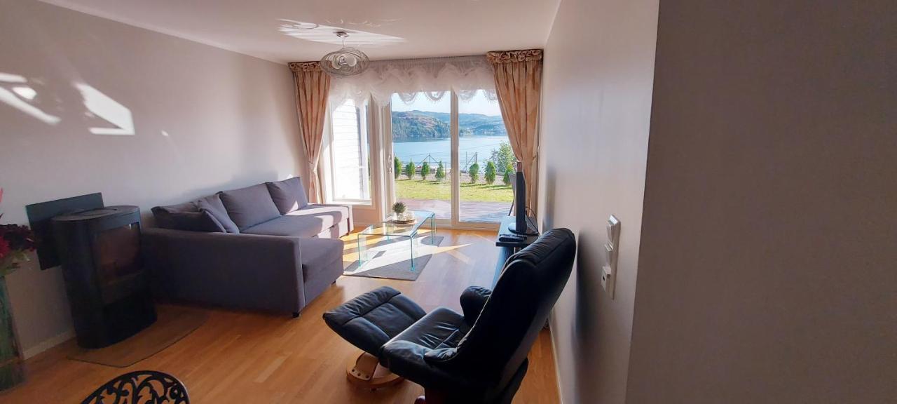 Bjornestrand Fjordside View เบอร์เกน ภายนอก รูปภาพ