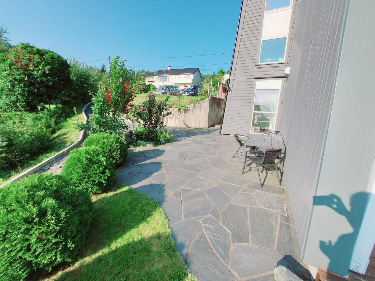 Bjornestrand Fjordside View เบอร์เกน ภายนอก รูปภาพ